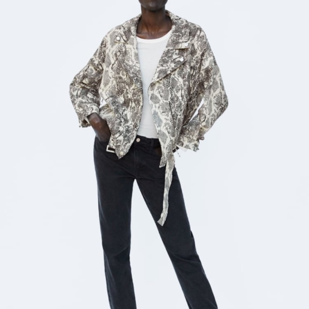 *TODAY ONLY* Zara snakeskin bomber coat